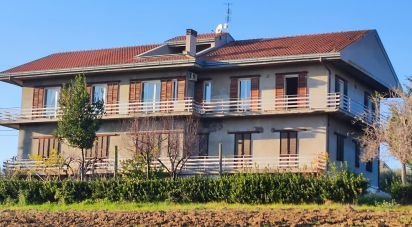 Casa indipendente 12 locali di 700 m² in Giulianova (64021)