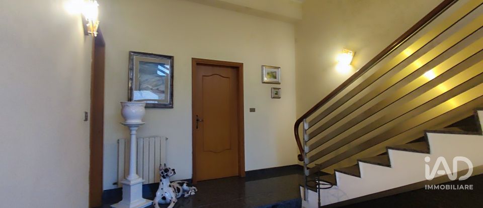 Casa indipendente 12 locali di 700 m² in Giulianova (64021)