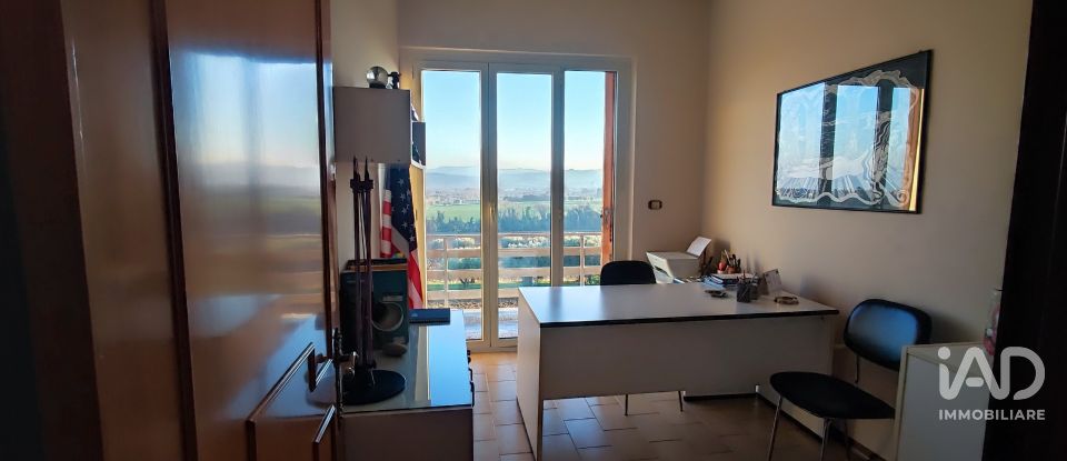 Casa indipendente 12 locali di 700 m² in Giulianova (64021)