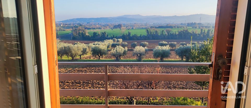 Casa indipendente 12 locali di 700 m² in Giulianova (64021)