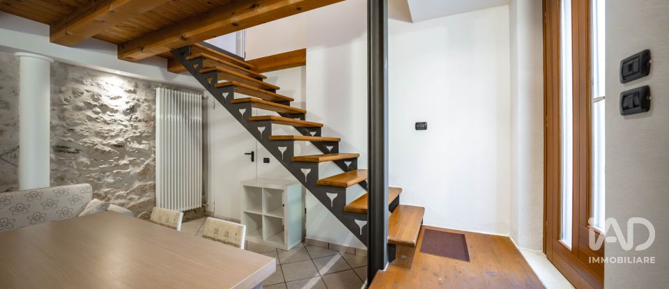 Apartment 0 rooms of 74 m² in Sant'Ambrogio di Valpolicella (37060)