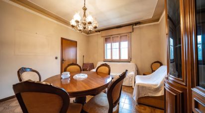 Casa indipendente / Villa 7 locali di 210 m² in Berra (44030)
