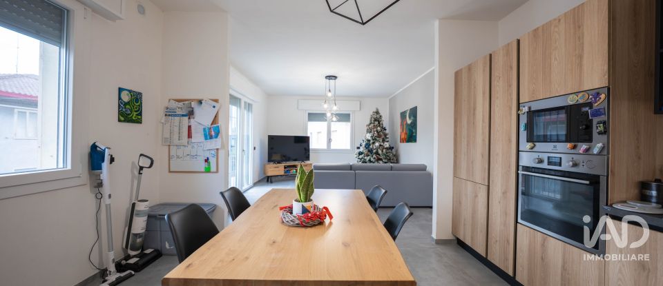 House 7 rooms of 220 m² in Portomaggiore (44015)