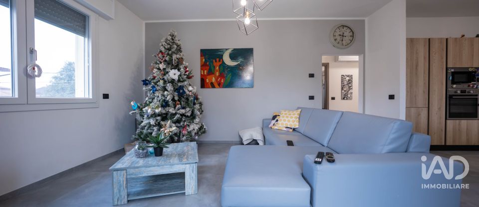 House 7 rooms of 220 m² in Portomaggiore (44015)