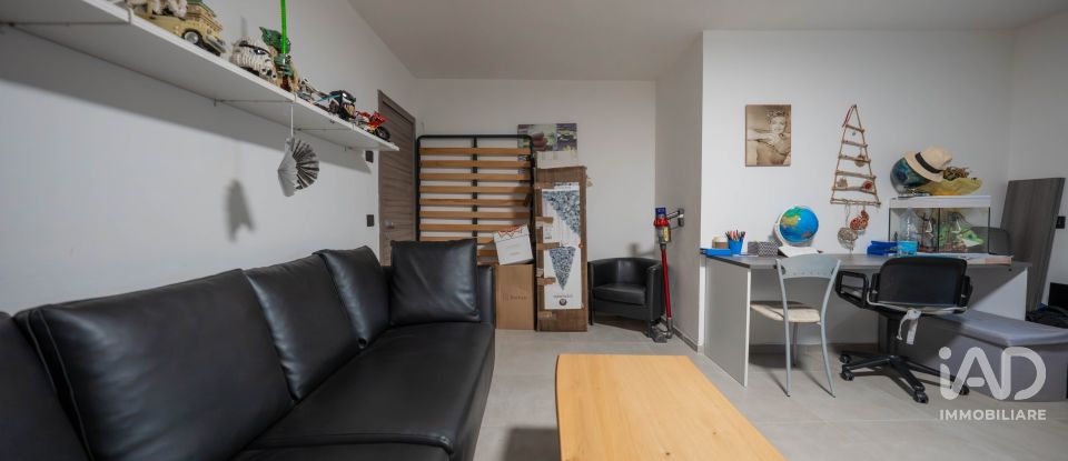 House 7 rooms of 220 m² in Portomaggiore (44015)