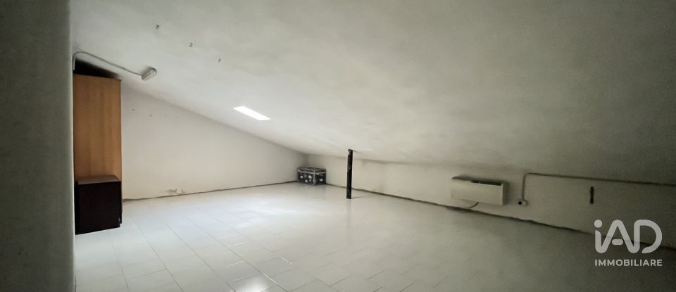 Three-room apartment of 100 m² in Mirandola (41037)