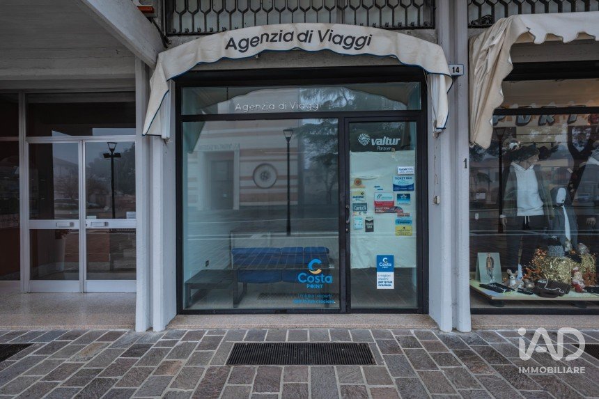 Shop / premises commercial of 63 m² in Portomaggiore (44015)