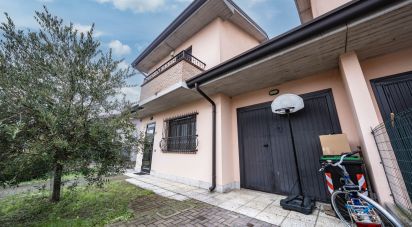 Casa indipendente / Villa 6 locali di 111 m² in Lagosanto (44023)