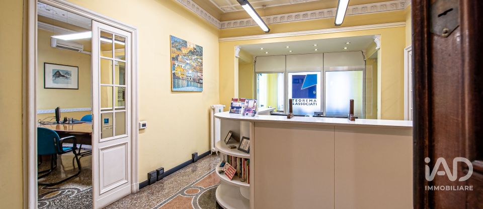 Apartment 6 rooms of 219 m² in Genova (16149)