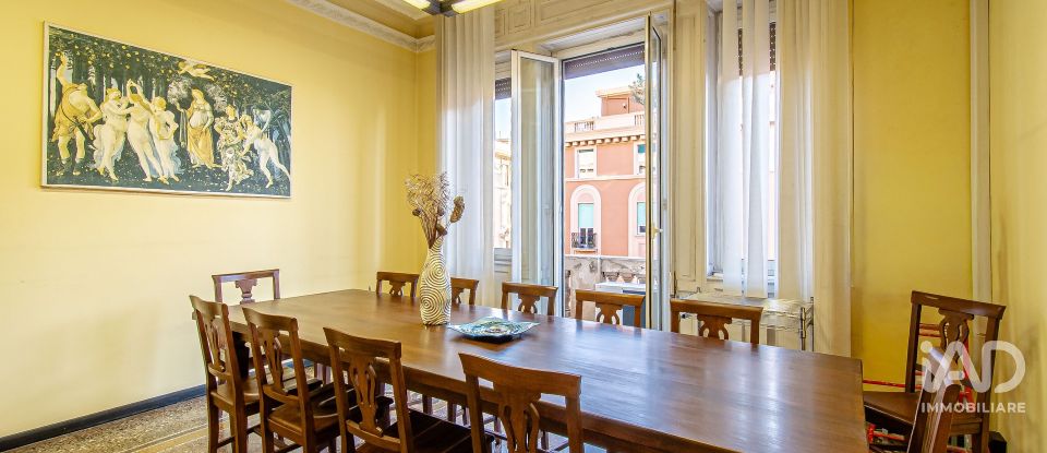Apartment 6 rooms of 219 m² in Genova (16149)