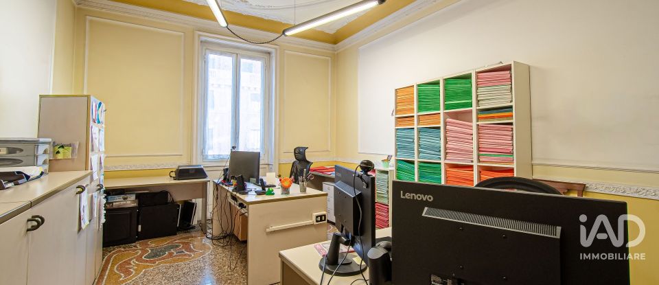 Apartment 6 rooms of 219 m² in Genova (16149)