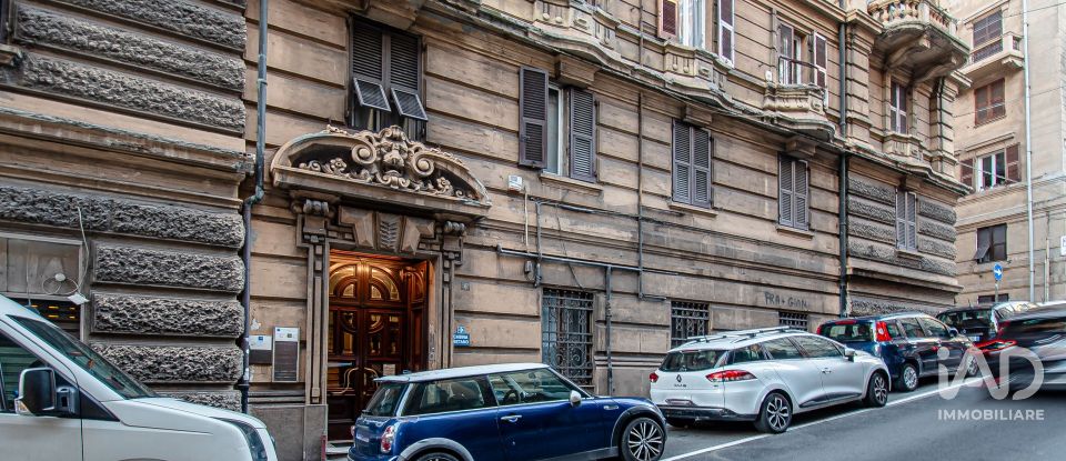 Apartment 6 rooms of 219 m² in Genova (16149)