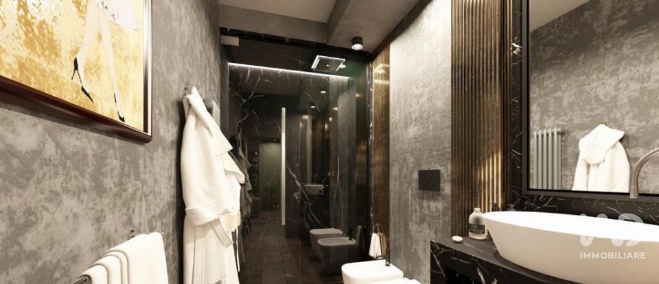 Three-room apartment of 65 m² in Milano (20135)