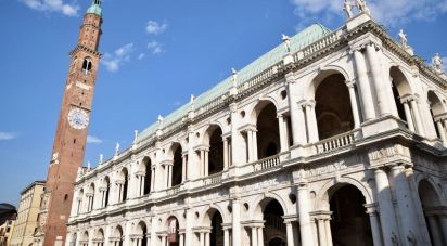 Terreno di 700 m² in Vicenza (36100)