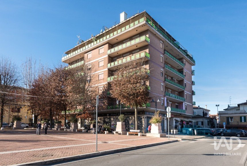 Apartment 5 rooms of 151 m² in San Cesareo (00030)