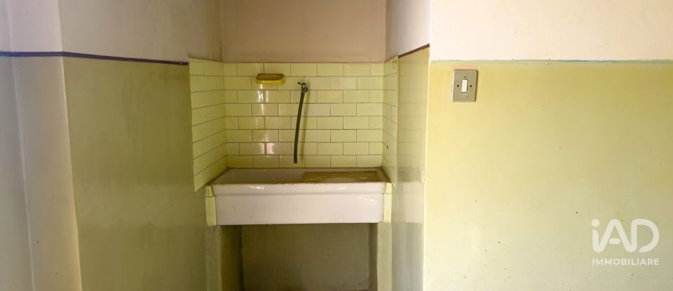 House 4 rooms of 89 m² in Assisi (06081)