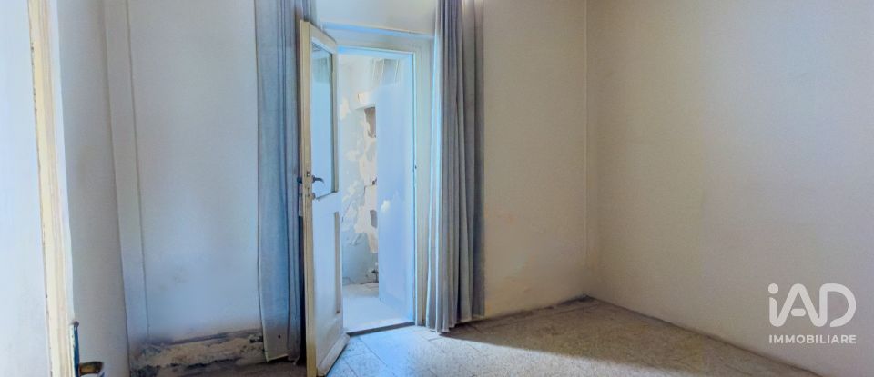 House 4 rooms of 89 m² in Assisi (06081)