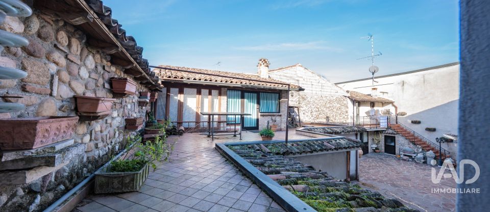 House 5 rooms of 169 m² in Cavriana (46040)