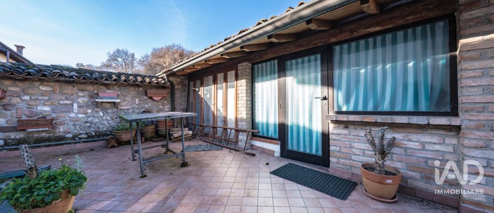 House 5 rooms of 169 m² in Cavriana (46040)