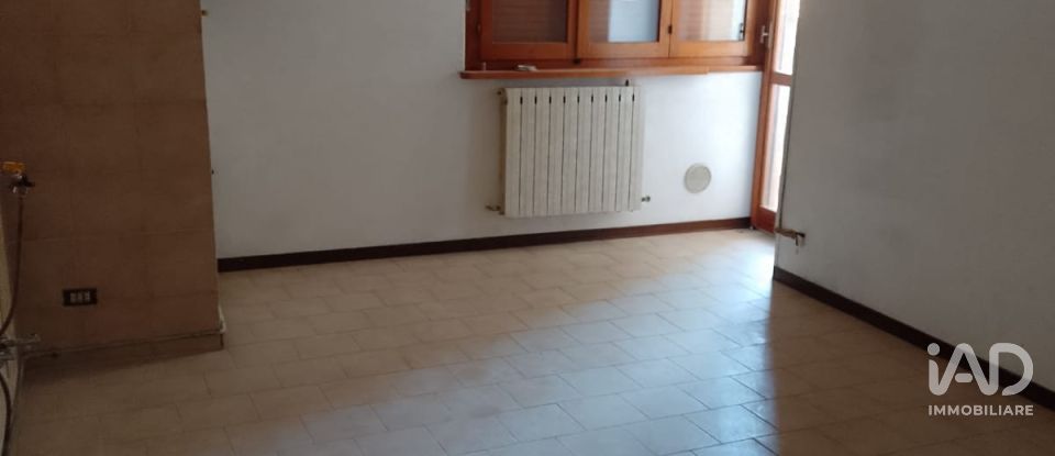 Appartamento 9 locali di 185 m² a Fabriano (60044)