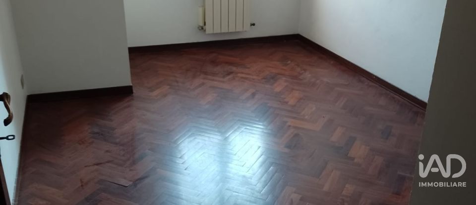 Appartamento 9 locali di 185 m² a Fabriano (60044)