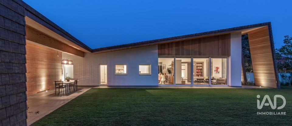 Farm 5 rooms of 110 m² in Rosciano (65020)