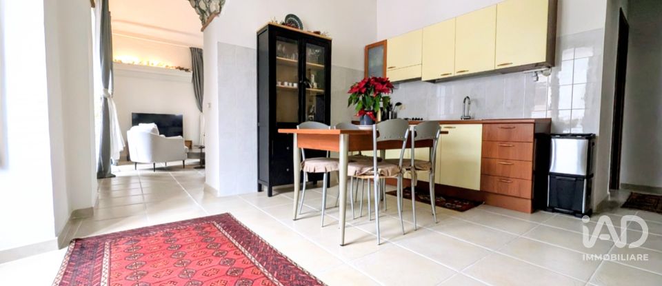 Appartamento 5 locali di 90 m² a Introdacqua (67030)