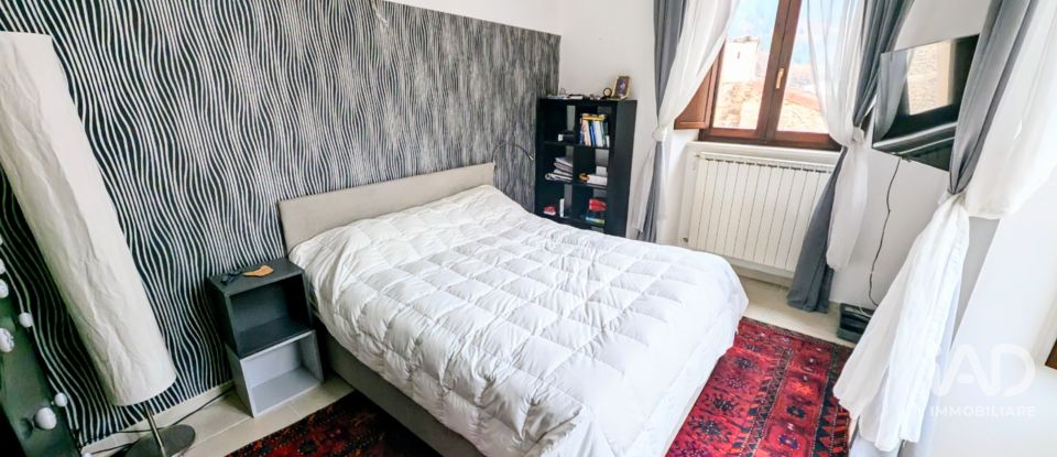 Appartamento 5 locali di 90 m² a Introdacqua (67030)