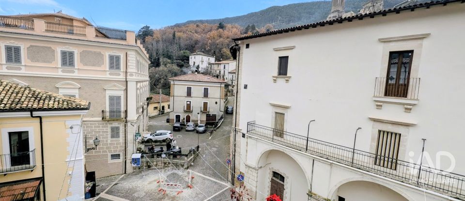 Appartamento 5 locali di 90 m² a Introdacqua (67030)