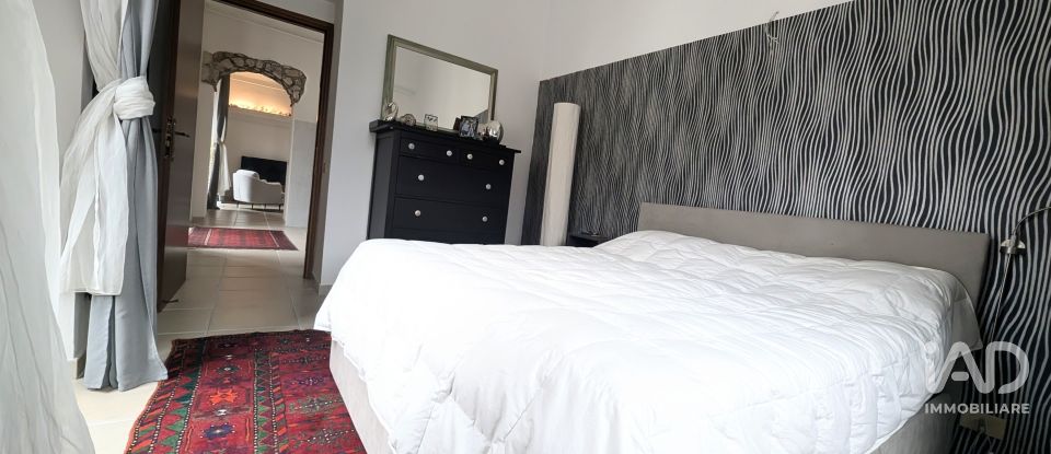 Appartamento 5 locali di 90 m² a Introdacqua (67030)