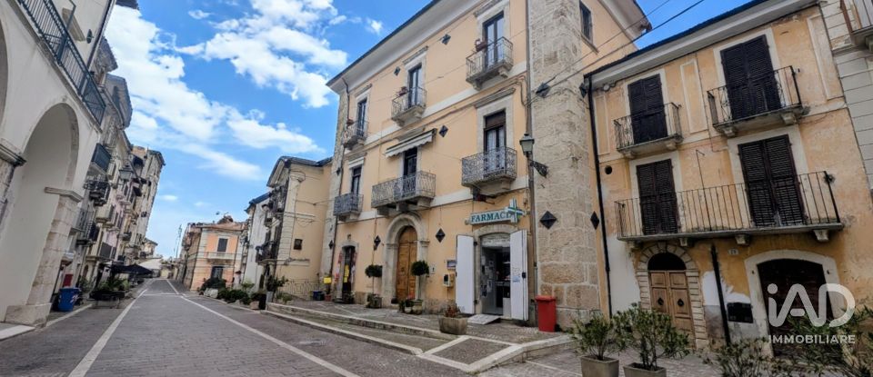 Appartamento 5 locali di 90 m² a Introdacqua (67030)