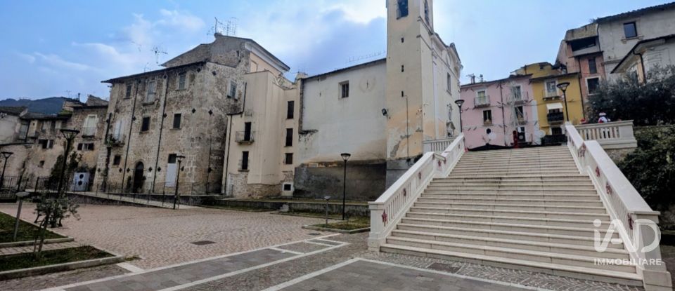 Appartamento 5 locali di 90 m² a Introdacqua (67030)