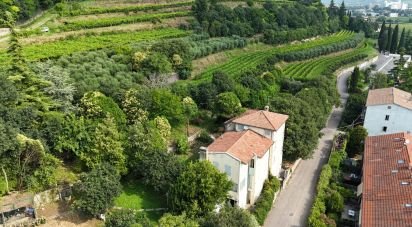 Farm 6 rooms of 420 m² in Verona (37142)