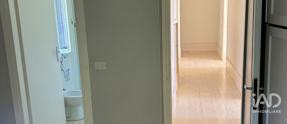 Casale 6 locali di 420 m² in Verona (37142)
