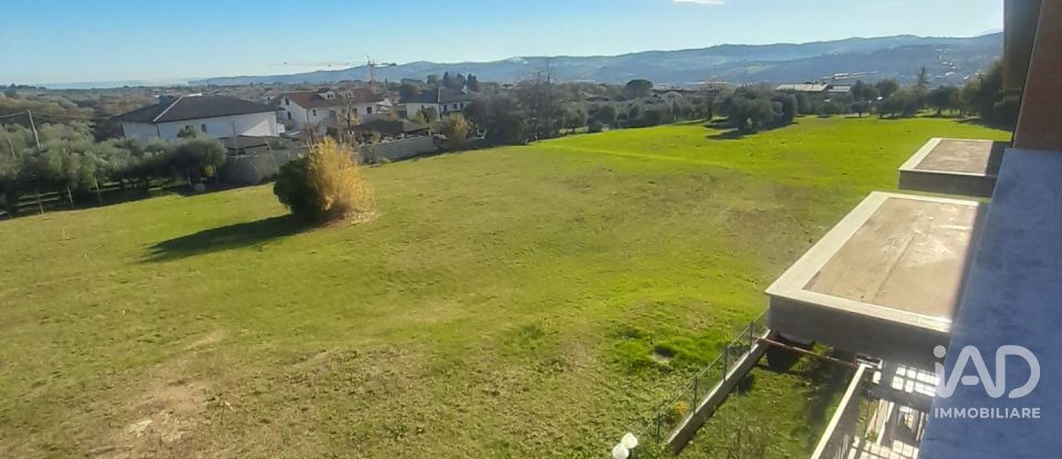 Loft 4 rooms of 149 m² in Bellante (64020)