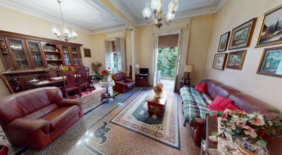 Appartamento 6 locali di 110 m² a Genova (16146)