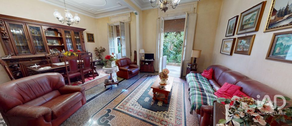 Appartamento 6 locali di 110 m² a Genova (16146)