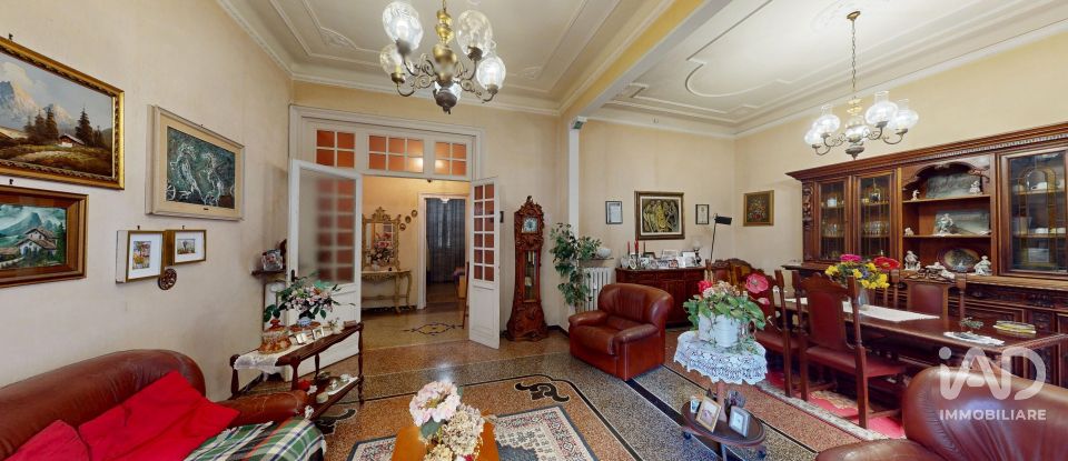 Appartamento 6 locali di 110 m² a Genova (16146)