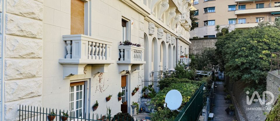 Appartamento 6 locali di 110 m² a Genova (16146)